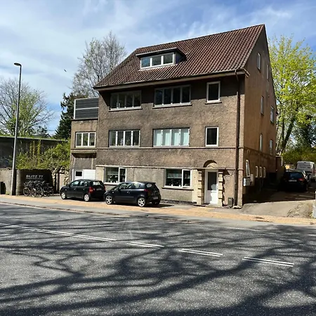 Apartment Modern Close To
