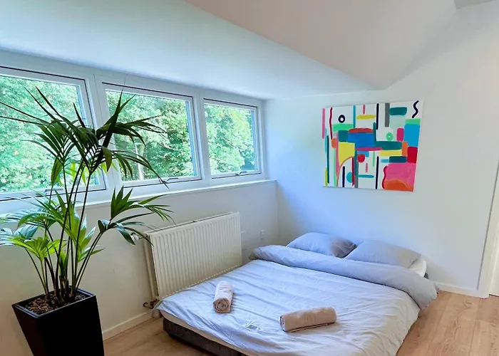 Apartment Modern Close To *